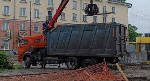 Ломовоз Услуги ломовозов от 2500 руб/час за смену взять в аренду, заказать, цены, услуги - Северодвинск