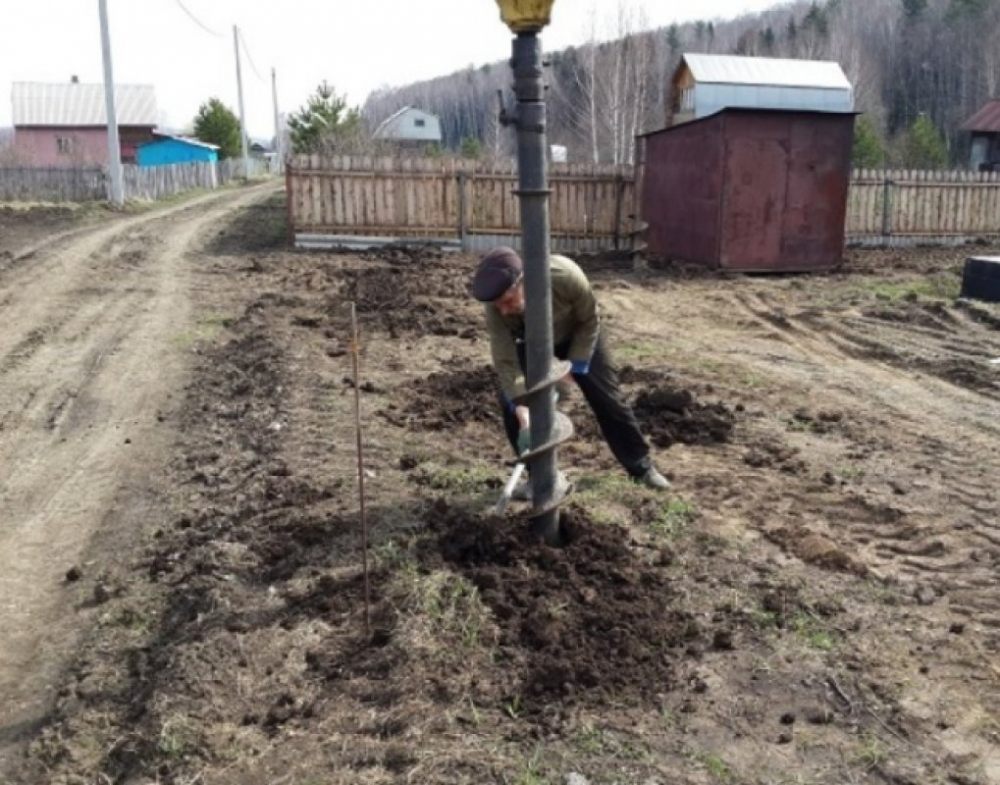 Бурение ям и отверстий в грунте - услуги бурояма и бензобура стоимость услуг и где заказать - Архангельск