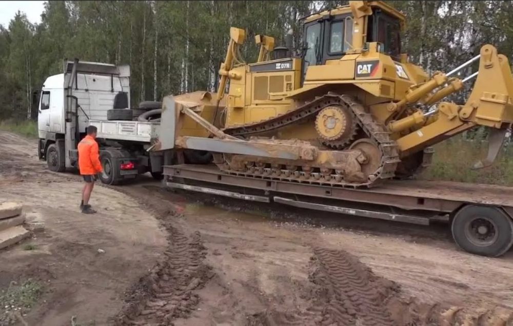 Бульдозер Бульдозеры в аренду CAT D7R, Komatsu D375A взять в аренду, заказать, цены, услуги - Архангельск