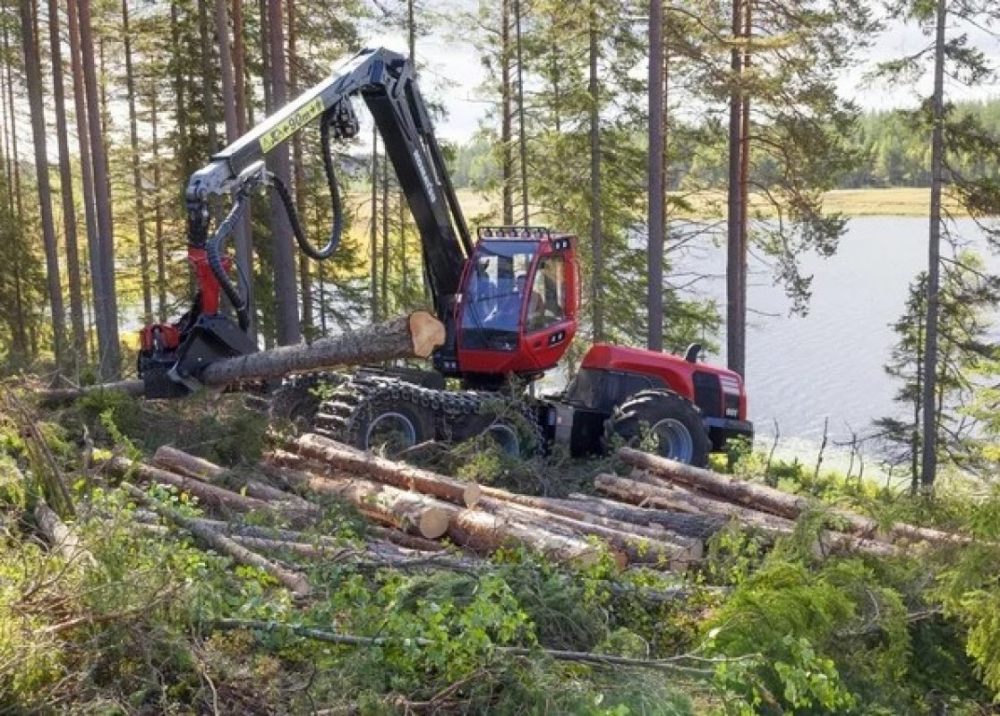 Харвестер Komatsu 941 взять в аренду, заказать, цены, услуги - Архангельск