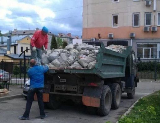 Вывоз строительного мусора (самосвалы, газели). Грузчики стоимость услуг и где заказать - Архангельск