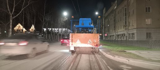 Уборка улиц и дорог спецтехникой и дорожными уборочными машинами стоимость услуг и где заказать - Архангельск
