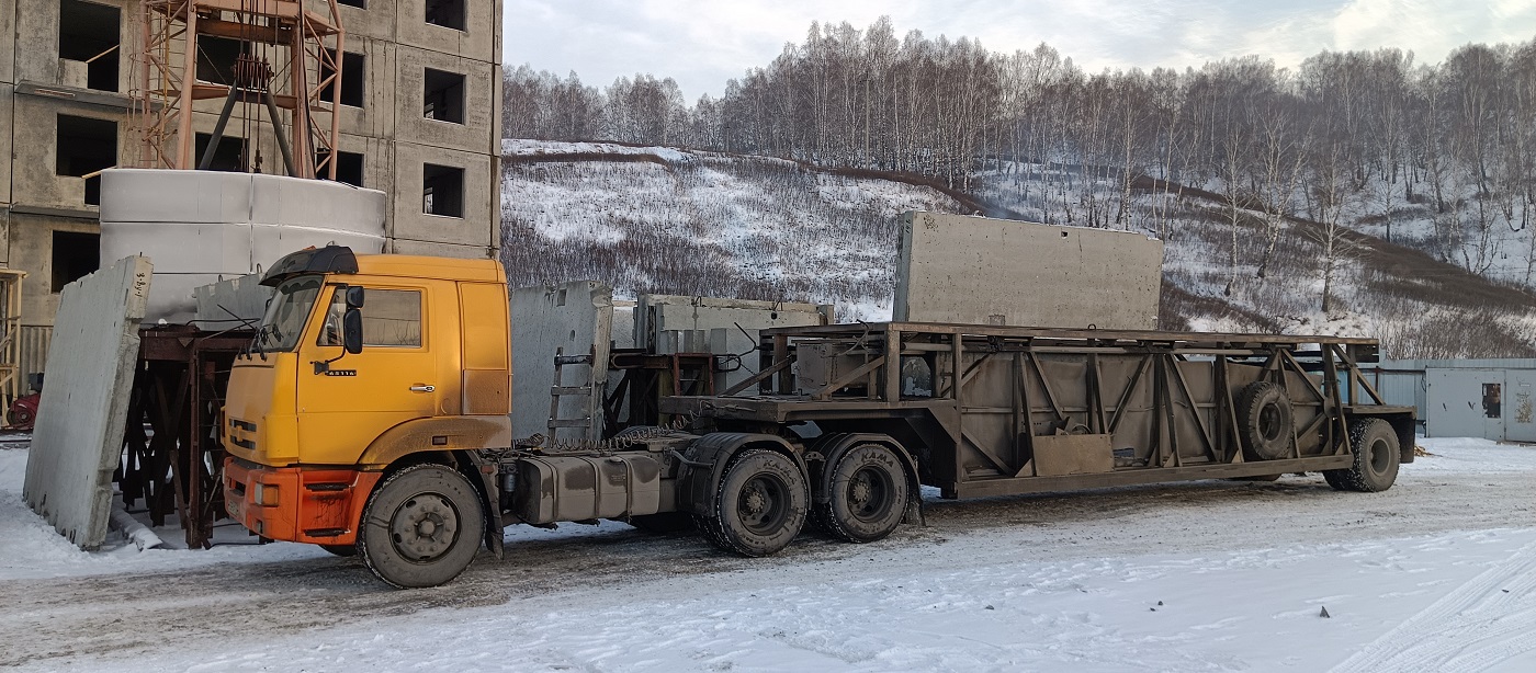 Аренда и услуги панелевозов для перевозки ЖБИ изделий в Архангельской области