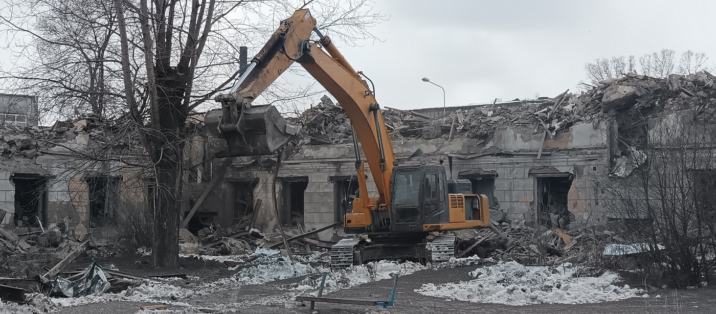 Демонтажные работы, услуги спецтехники в Сольвычегодске