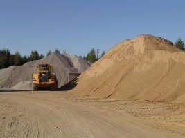 Перевозка и доставка песка и грунта